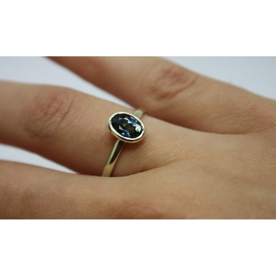 9ct Yellow Fairtrade Gold Queensland Sapphire Ring