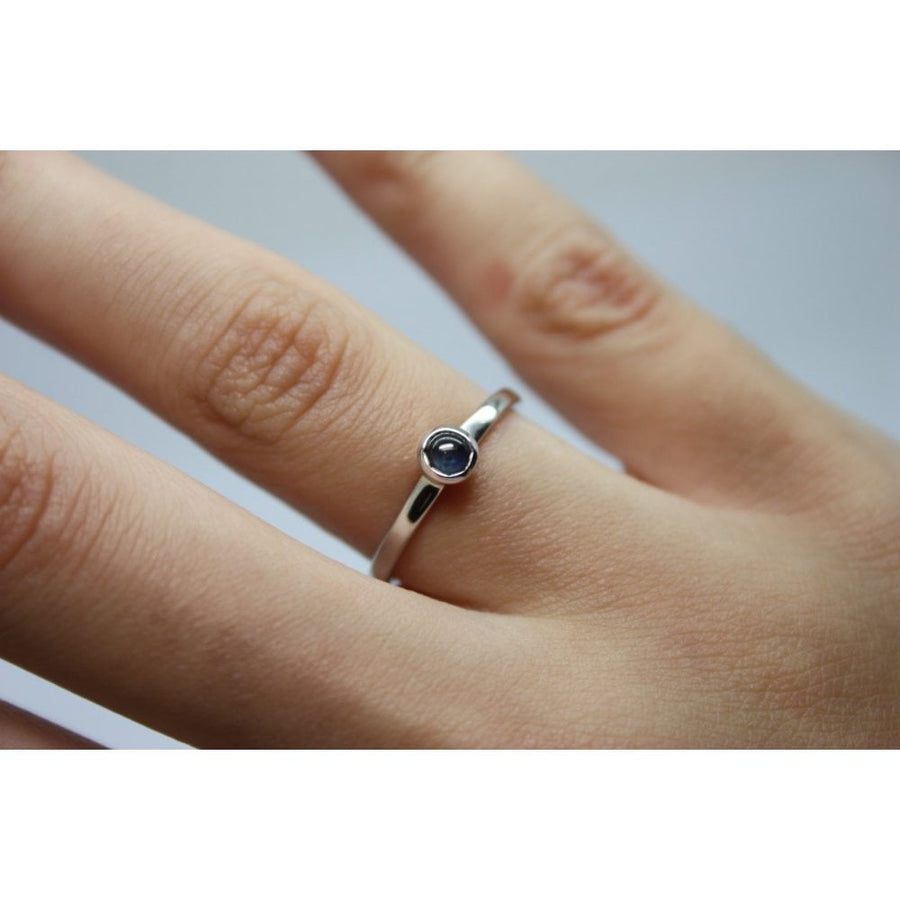 9ct White Fairtrade Gold Queensland Sapphire Ring