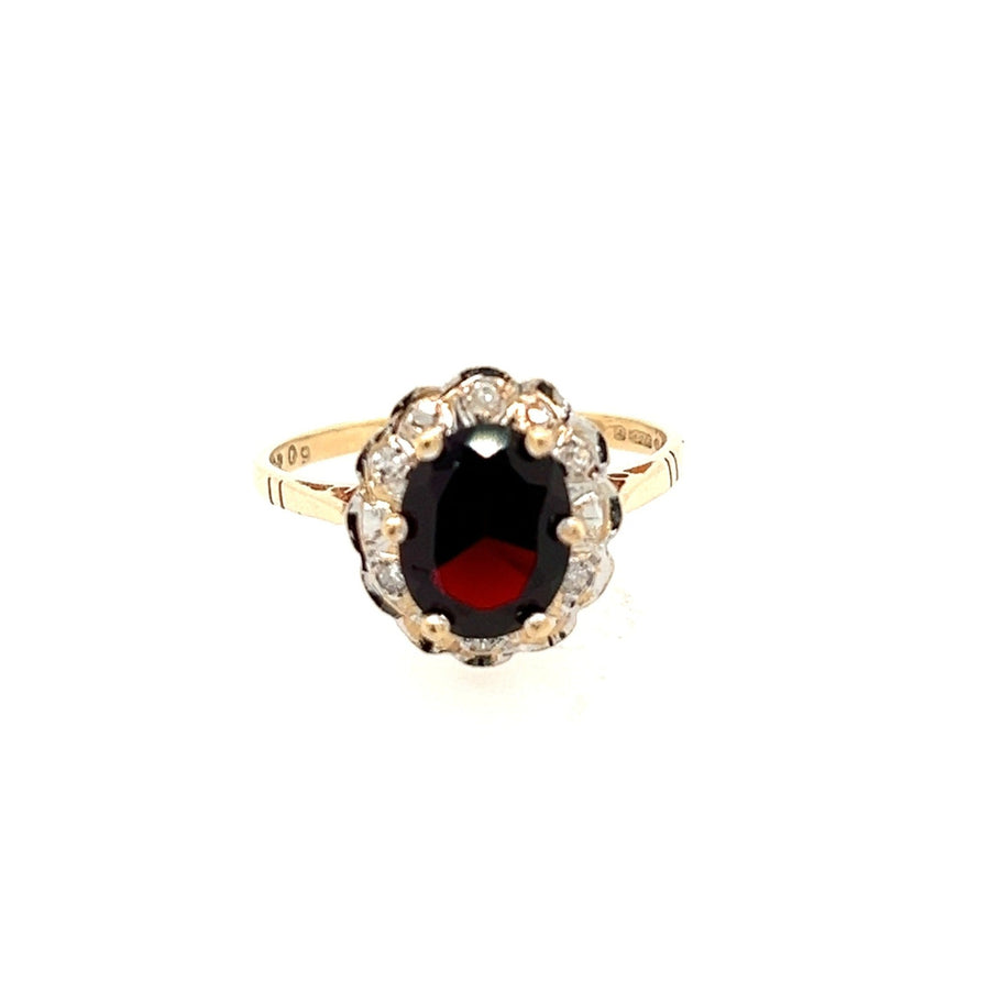 Previously Owned 9ct Yellow Gold Garnet & Diamond Cluster Ring