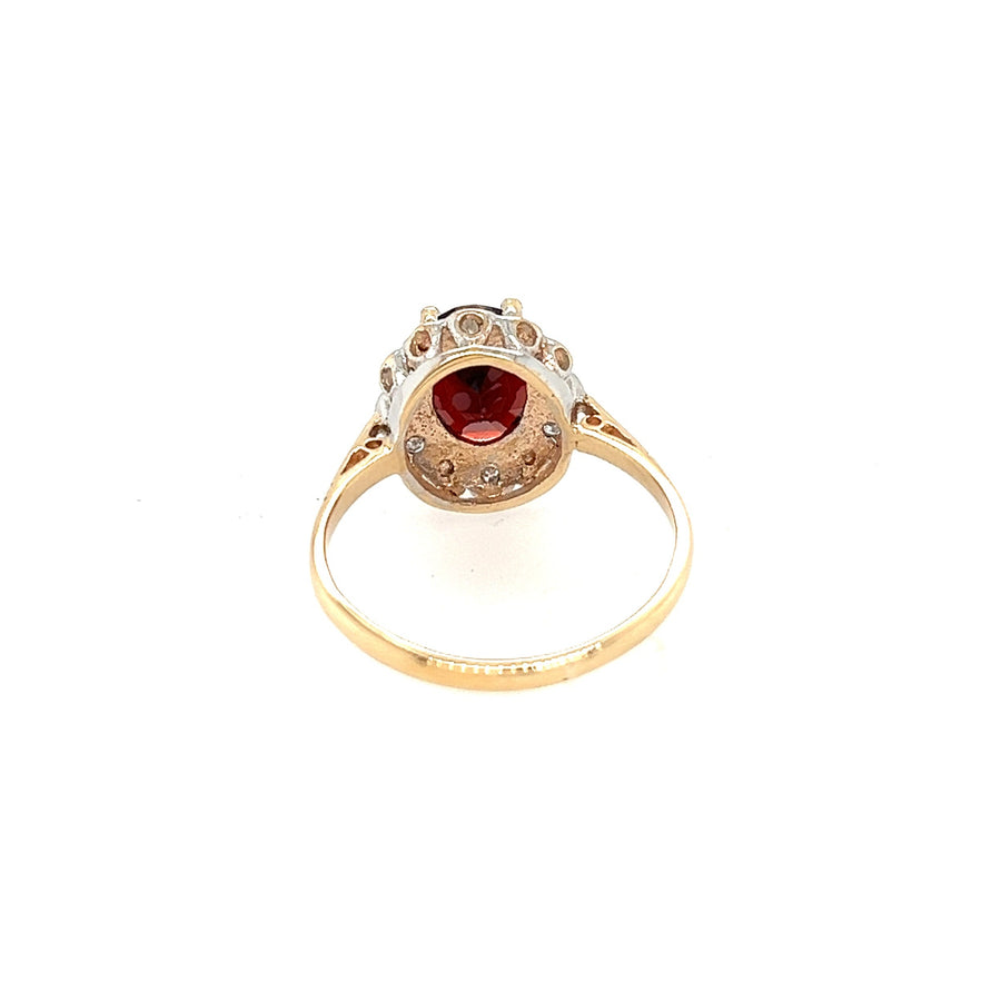 Previously Owned 9ct Yellow Gold Garnet & Diamond Cluster Ring