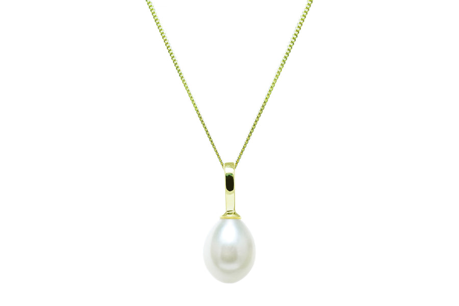 9ct Yellow Gold White Tear Drop Freshwater Pearl Pendant & Chain