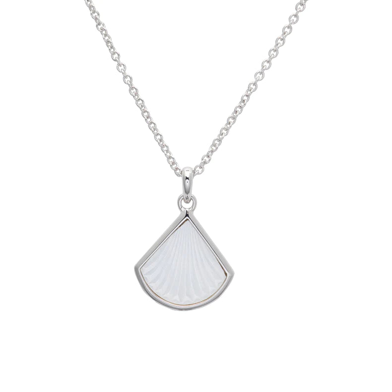 Unique Ladies Sterling Silver Mother of Pearl Shell Pendant & Chain