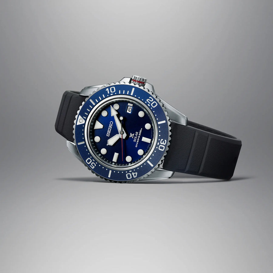 Seiko Gents Blue Solar 200m Diver's Watch