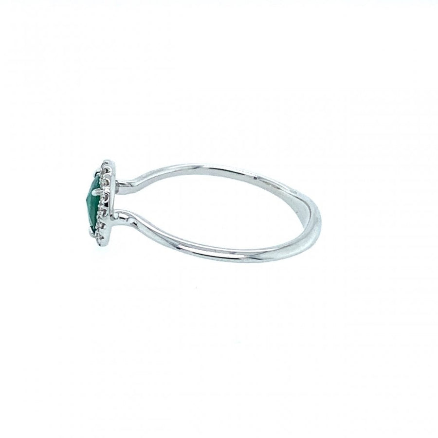 18ct White Gold Rose Cut Emerald Cluster Ring