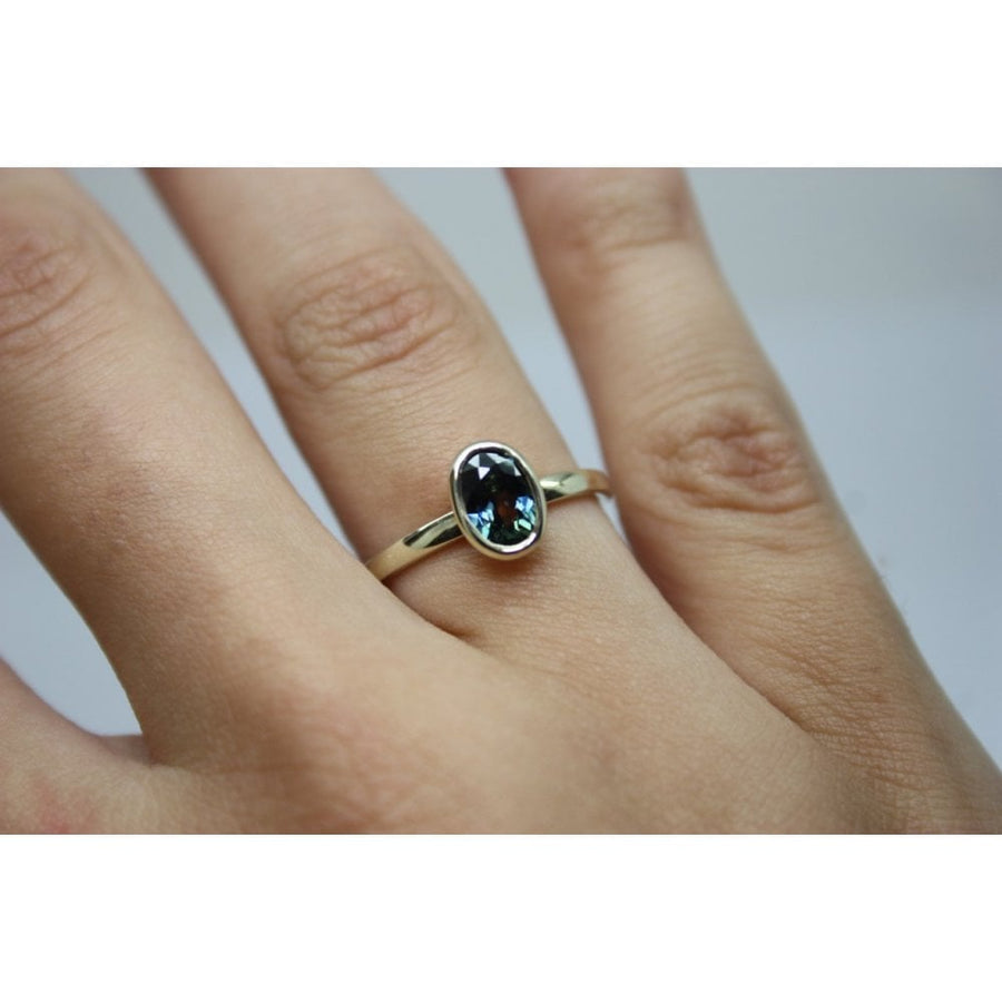 9ct Yellow Fairtrade Gold Queensland Sapphire Ring