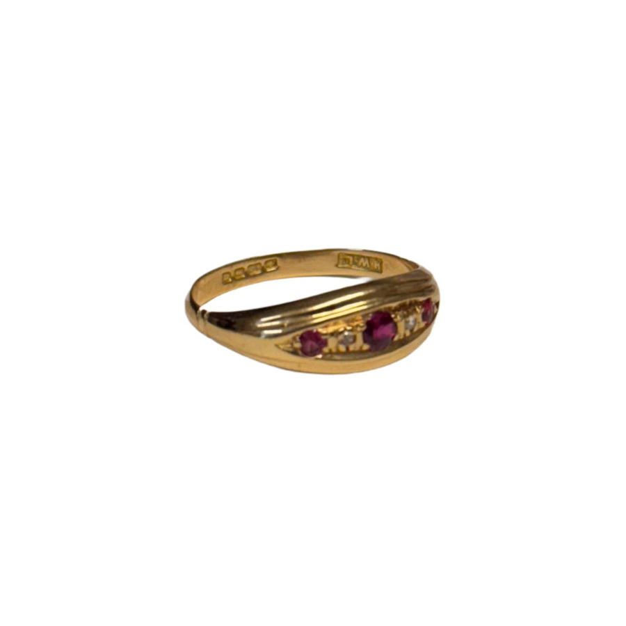 Previously Owned 18ct Yellow Gold Ruby & Diamond Lined Ring