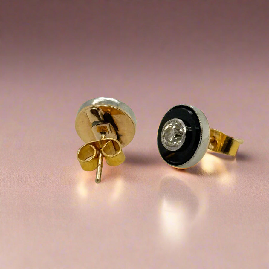 Previously Owned 9/18ct Old Cut 0.20ct Diamond & Onyx Stud Earrings