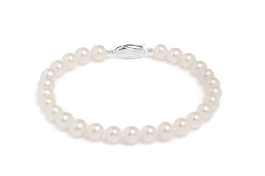 White 5.5-6mm Freshwater Pearl Bracelet with Sterling Silver Clasp