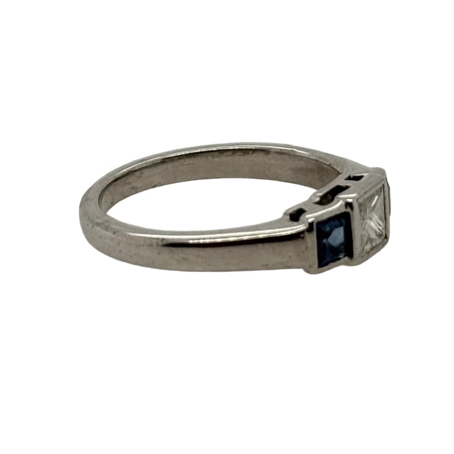 Previously Owned 18ct White Gold 0.40ct Princess Cut Diamond & Sapphire Ring