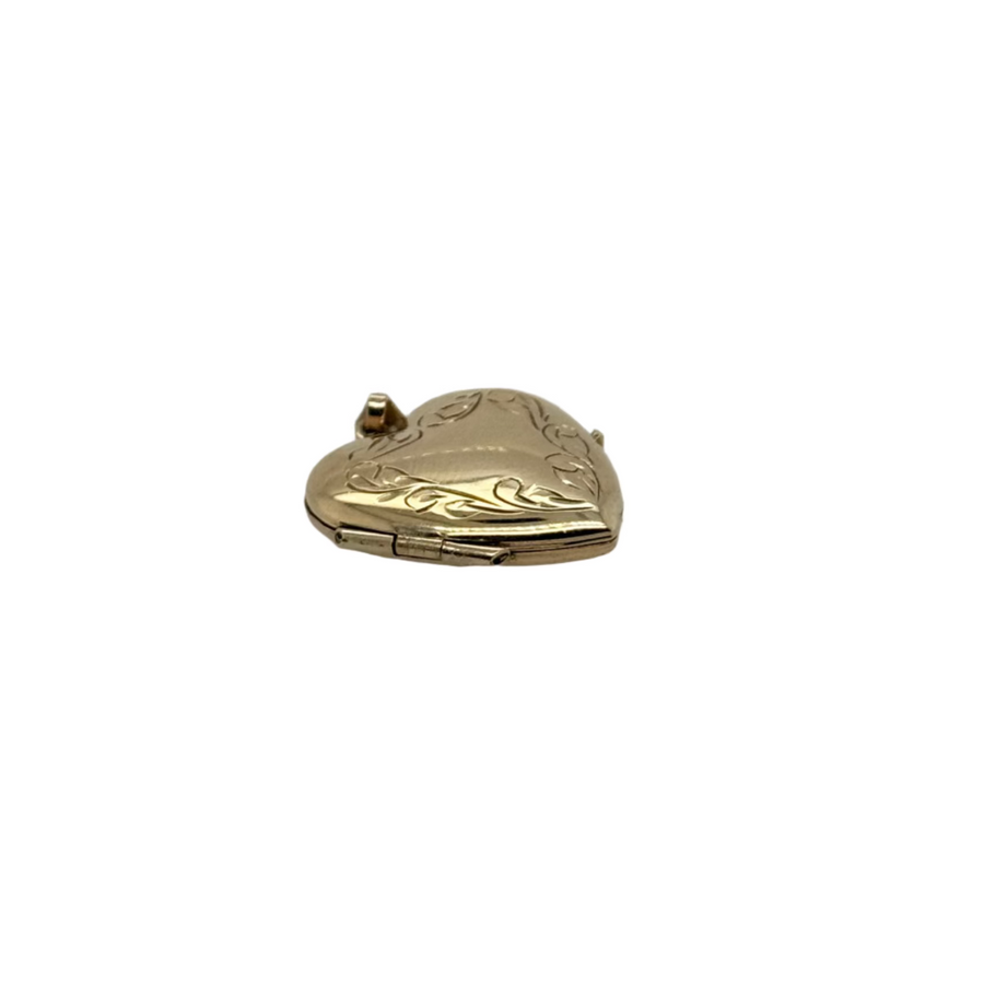 Previously Owned 9ct Yellow Gold Engraved Heart Locket