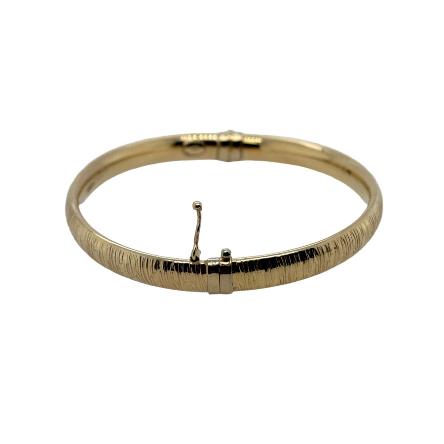Previously Owned 9ct Yellow Gold 6mm Bark Effect Hinged Bangle