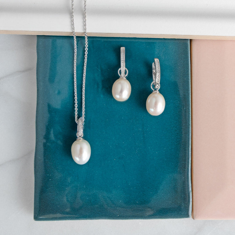 Kit Heath Silver CZ & White Freshwater Pearl Necklace