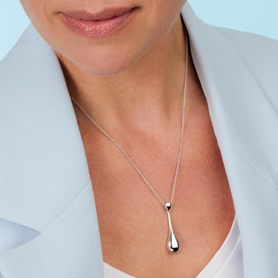 Kit Heath Silver Coast Pebble Elegant Long Drop Necklace