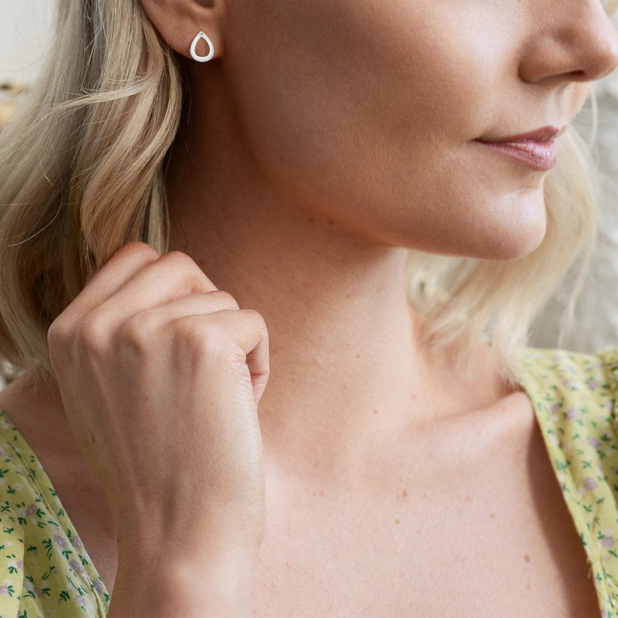 Hot Diamonds Silver Open Teardrop Stud Earrings