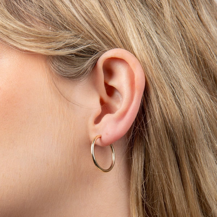 9ct Yellow Gold 20mm Sleeper Hoop Earrings