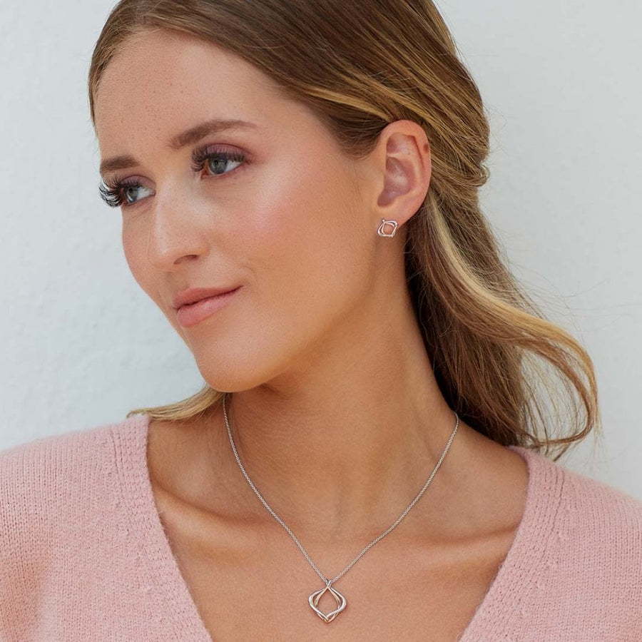 Kit Heath Two-Tone Alicia Rose Petite Necklace