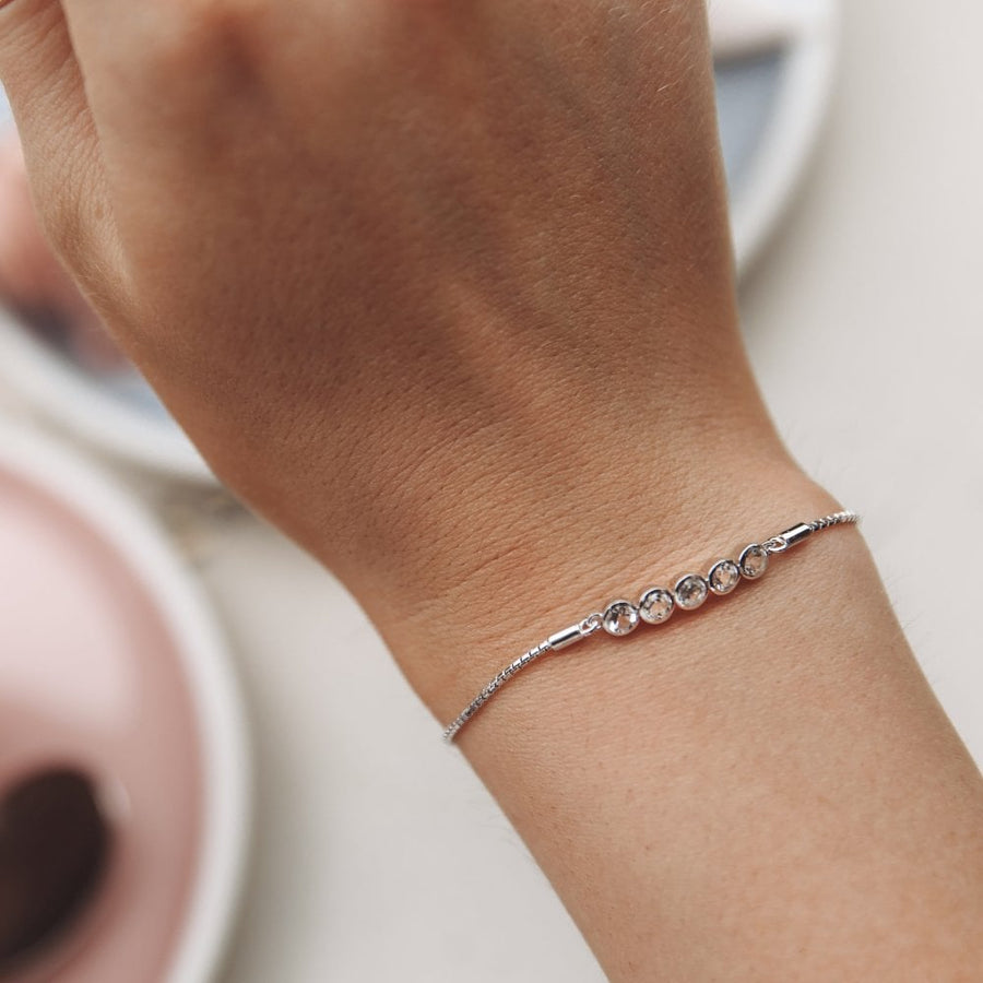 Hot Diamonds Silver 5 White Topaz Toggle Bracelet