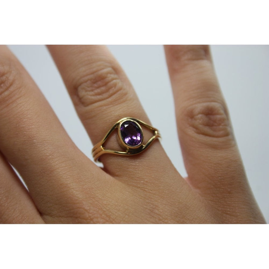 Bensons Originals 9ct Yellow Gold Amethyst Ring