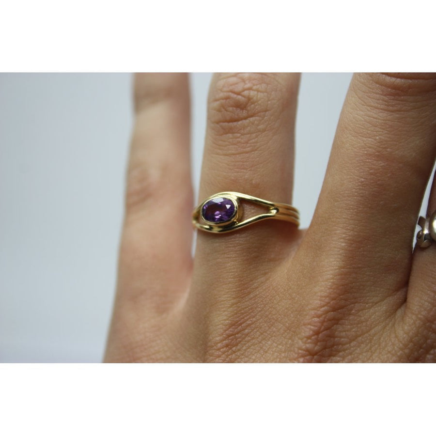 Bensons Originals 9ct Yellow Gold Amethyst Ring