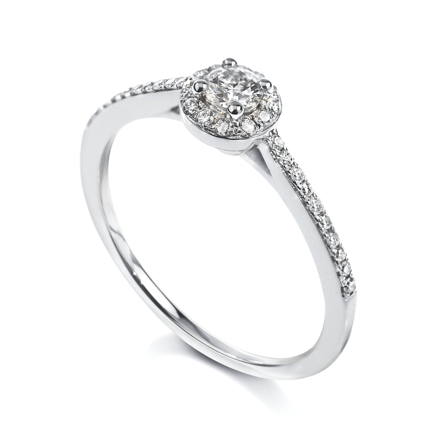 18ct White Gold Diamond 'Halo' Cluster Ring
